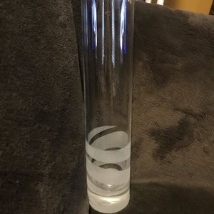 Med  cylinder vase